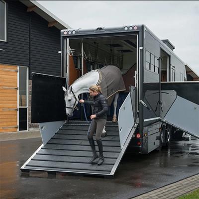China 1.5m*1.7m*21mm Size Horse Box Trailer Ramp Mat Horse Box Flooring Mat Heavy Duty Trailer Mat for sale