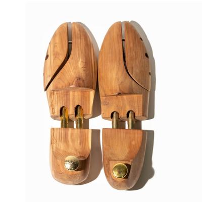 China Newest Design Adjustable Shoe Widener Stretch Length And Color Wide Wooden Shoe Shaft for sale
