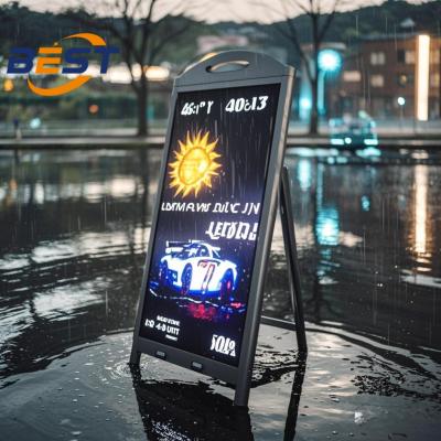 China Outdoor Digital Menu Board with Battery 4500Nits IP65 Waterproof & Wide Temperature Range -25℃~55℃ for sale