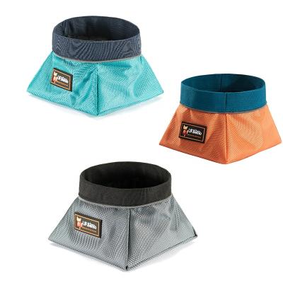 China UFBemo Factory Direct Sales Durable Portable 100% Polyester Fiber Dog Treat Dispenser Outlet And Indoor Use Dog Travel Water Bowl for sale