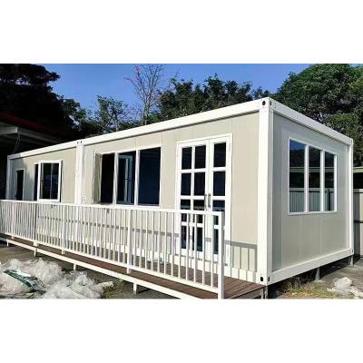 China Luxury Prefabricated House with Sandwich Panel Modular Apartment Building Customizable Detachable Container House for sale