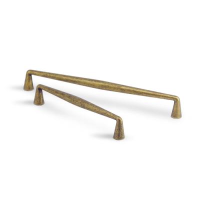 China Contemporary Modern Furniture Kitchen Zinc Handle Cabinet Pulls for sale
