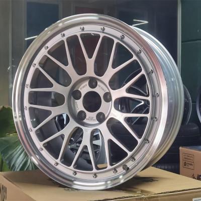 中国 Lightweight Strongest 2 piece brushed slivery luxury forged wheel rim factory 販売のため
