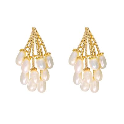 China High Quality High Quality Non Tarnish 18k Gold Plated Freshwater Pearls Stud Pearl Earring Party Valentine's Day Birthday For Elegant Women for sale