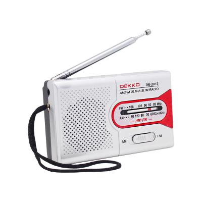 China Pocket AM/FM Radio With AA Battery Power Supply Listen To Any Favorite Stations Anywhere for sale