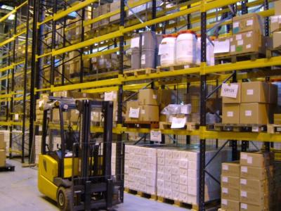 China Cold Steel Q235B Hot Sell Heavy Duty Adjustable Warehouse Storage Pallet Racking System for sale