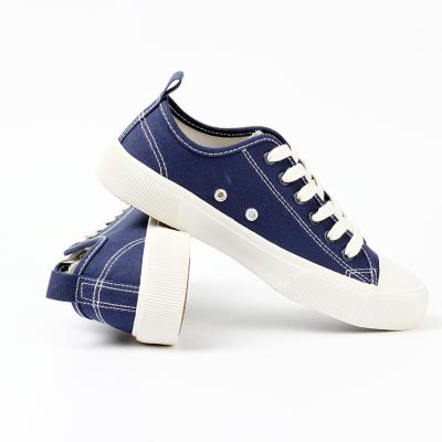 China Fashion Trend Wholesale Canvas Shoes Breathable Canvas Loafers Women Sneakers Canvas Shoes Casual Shoes for sale