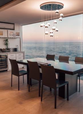 Cina Waterproof PVC Material Modern 4mm SPC Flooring For Bedroom Graphic Design Solution in vendita