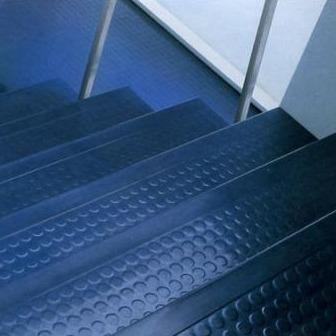 China Lámina de piso de goma impermeable de 2 mm-4 mm para el tráfico pesado en venta