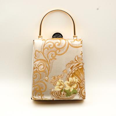 China Newest 2023 Newest 2023 Women Handbags Waterproof Silk Fabric Ladies Handbag Purse Sling Chain Shoulder Bag China Wholesale Bags for sale