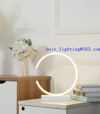 China LED Lighting C Table Lamp Warm Light Aliminum Acrylic Three Color for sale