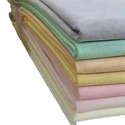 Cina Whosale 40-60GSM 63D*63D Poliestere rivestimento 210T tessuto Taffeta con colore personalizzato in vendita