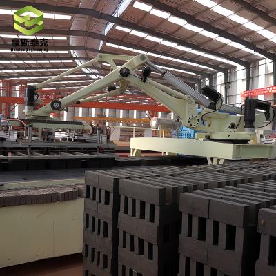 China Máquina de empilhamento totalmente automática robótica Extrusora de tijolos de barro com potência de 16,5Kw à venda