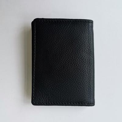 China Small waterproof foldable wallet, fashionable leather short wallet, easy to carry and use for sale
