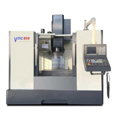 Chine Centre d'usinage CNC verticale VMC850 à 5 axes précis Spindle à 8000 tr / min 16/24 échangeur d'outils à vendre