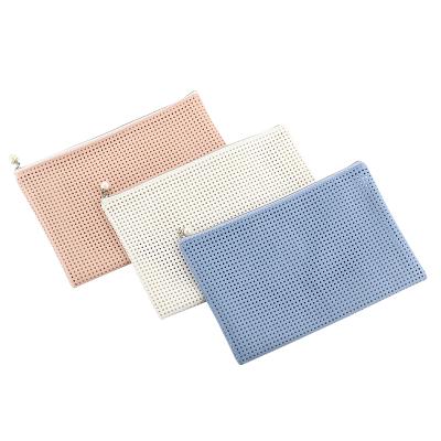 China Original Fashion Eco Saffiano PU Leather Cosmetic Bag Make Up Bags With Logo Stamping Zipper Brush Pouch Organizer Custom Travel Bags for sale