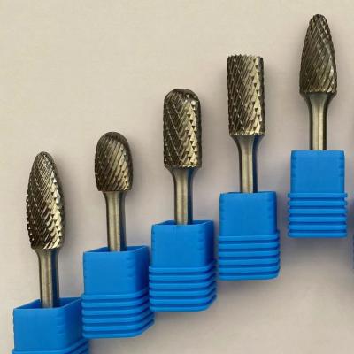 中国 鋭い切断刃の滑らかな表面のタングメンカービッド回転バー 販売のため