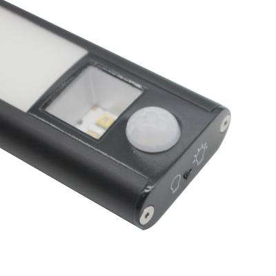 Cina Luce UV-C fissata al muro del Governo di 3W 1100mAh PIR Motion in vendita