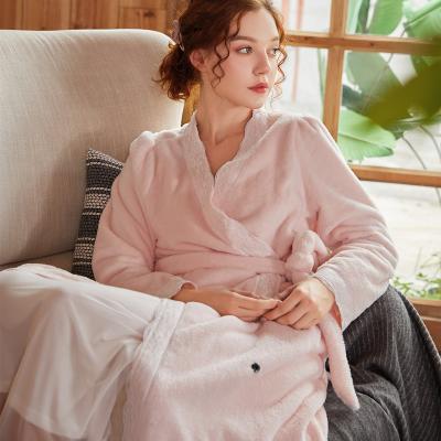 China 2020 Autumn Winter Breathable Women Loose Retro Nightgown Women Thick Long Sleeve Flannel Robe Coat for sale