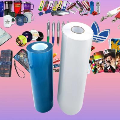 China Transparante 30 cm AB UV DTF filmrol voor telefoonhoes Houten fles papier Te koop