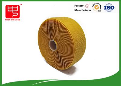 Cina Gancio appiccicoso a 2 pollici resistente e ciclo di colore su ordinazione per i vestiti della bambola in vendita
