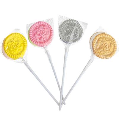 中国 Fruity Oreo Cookie Light Lollipop Hard Candy Stick 販売のため