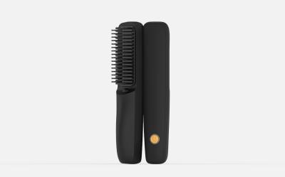 Cina Le batterie ricaricabili hanno fatto funzionare la spazzola per capelli ionica dell'esposizione di LED in vendita