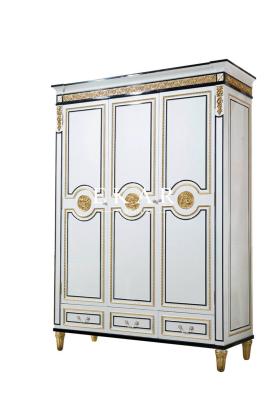 Китай Luxury Spanish Design Antique 3 Door Wooden Wardrobe продается
