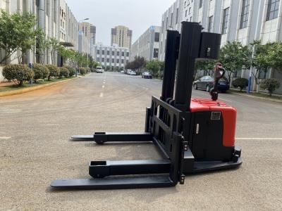 China Buggy Rough Terrain Pallet eléctrico carretilla elevadora eléctrica AC Motor de accionamiento Fuerza de escalada fuerte en venta