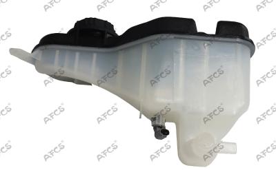 Chine Cuve d'expansion C2Z13764 avec de l'ABS de couverture de cachetage pour Jaguar XF XJ 2008-2015 2003-2009 à vendre