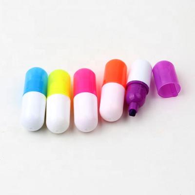 China office & School Markers Novelty Pill Shaped Mini Highlighter Pen For Promotion And Supermarket for sale