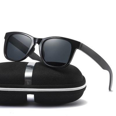 China Fashion Sunglasses Padey New Design Afloat Sunglasses UV400 Sport Fishing Water Outdoor Eye Use Polarized Floating Sunglasses for sale