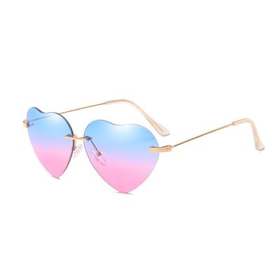 China Fashion Sunglasses 2019 2018 Sunglasses Women Vintage Cat Eye Heart Shaped Sun Glasses for sale