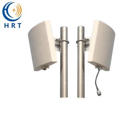China Outdoor Direction 9dbi 868MHz 915MHz Panel Communication Antenna for GSM, LoRa System 220*190*50mm for sale