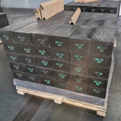 Chine 70% de teneur en MgO Briques de carbone de magnésium fondu pour la cuillère d'acier réfractaire dans le four à arc à vendre
