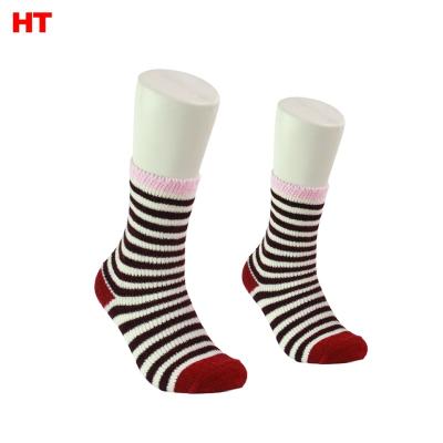 China HT008 QUICK DRY hot sale women's stripe socks quilted color warm soft knit socks women for sale
