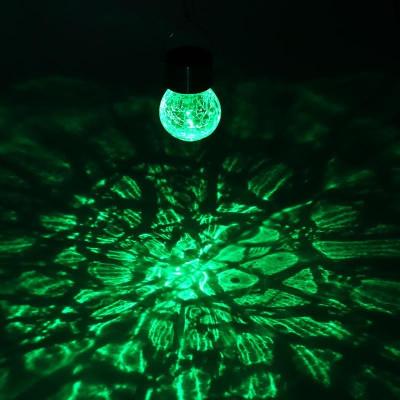 China Crystal Ball LED Glass Color Changing Garden Crack Globe Lantern Chandelier Solar Garden Lights Pendant Lamp for sale