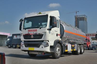 Chine Sinotruk ZZ1257 T5G High Top Fairing Diesel 240HP 14.5T 6X4 Fuel Tank 20.25m³ HOWO Oil Tanker Truck à vendre