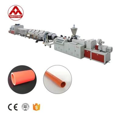 China Customized Color WPC PVC PE Profile Extrusion Machine 37kw Power Te koop