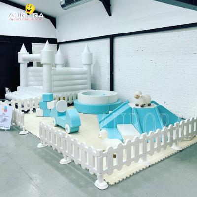 China White Blue Inflatable Soft Play Equipment Wedding Bounce House Bouncy Castle for sale