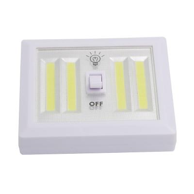 China Magic Room COB LED Wireless Lamp Switch 4* Strip Wall Magic Night Lights Sideboard Garage Cabinet Battery Operated Lamp for sale