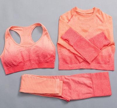 China Breathable Tie Dye Outdoor Running Breathable Sweat-absorbent Sports Yoga Clothes 7 Color Gradient Sportswear Yoga Suit Set for sale