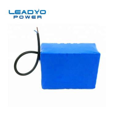 Cina Batteria ad ioni di litio impermeabile 14.8V 10Ah 21Ah 30Ah Per irrigazione Batteria solare in vendita
