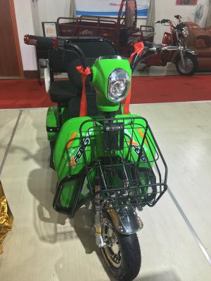 中国 低い振動電気3つの荷車引きの自動人力車はあと振れ止めが付いている座席を広げます 販売のため