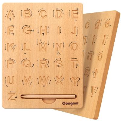 Chine Tableau d'entraînement de lettres en bois Outil de traçage de l'alphabet à double face Apprendre à écrire l'ABC Jouet éducatif à vendre