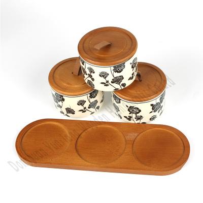 Chine Anneaux en silicone couvercle de pot en bois naturel étanche à la fuite remplacement pour conteneurs en verre de pots de maçon à vendre