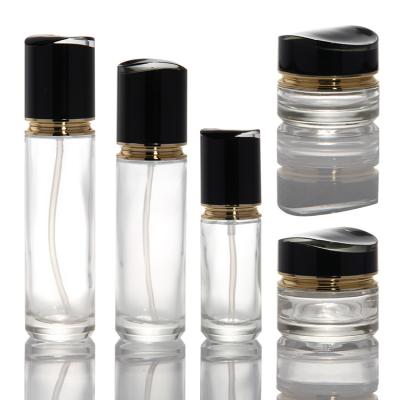 China Luxe 100 ml 120 ml 200 ml glazen lotion flessen cosmetische parfum olie crème lotion transparante dikke wand Te koop