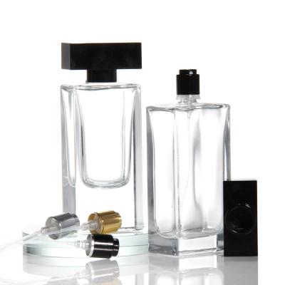 China Groothandel 30 ml 50 ml 75 ml 100 ml Leeg Luxe Flat Square Spray Parfumfles Te koop