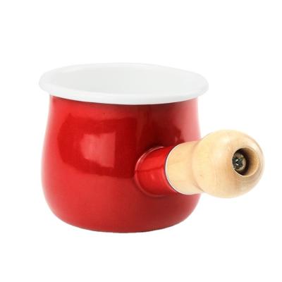 China Sustainable Good Selling Enamel Pot Set Cookware Non Stick Milk Pan enamel pan for sale