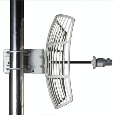 China Maximaal inlaatvermogen van 100 W 5,8 GHz-signaalversterkingsantenne met 50 Ohm-impedantie Te koop